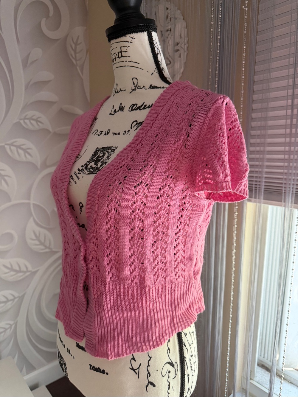 JohnPaulRichard Rose Pink Short-Sleeve Openwork V-Neck Cardigan - Picture 6 of 14